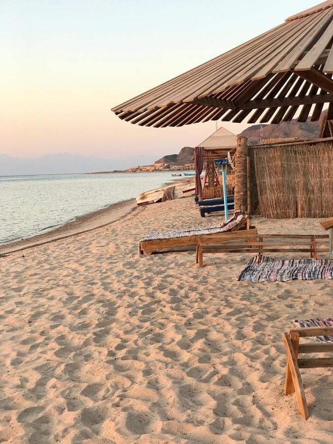 Half Moon Camp Hotel Таба Екстериор снимка