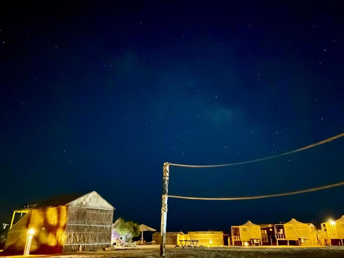 Half Moon Camp Hotel Таба Екстериор снимка