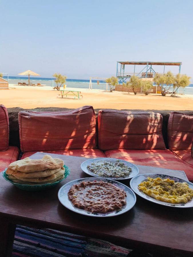 Half Moon Camp Hotel Таба Екстериор снимка